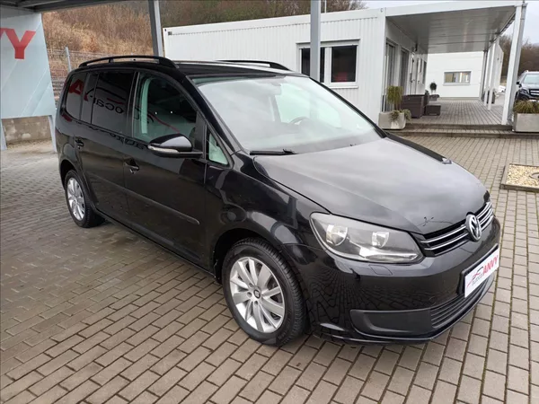 Volkswagen Touran 1,4 TSI,SERVIS,TAŽNÉ,VÝHŘEV - foto 3