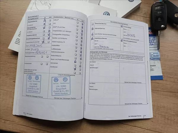 Volkswagen Touran 1,4 TSI,SERVIS,TAŽNÉ,VÝHŘEV - foto 36
