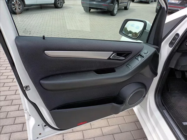 Mercedes-Benz Třídy B 2,0 i,B 200,100kw,TAŽNÉ,VÝHŘEV - foto 16
