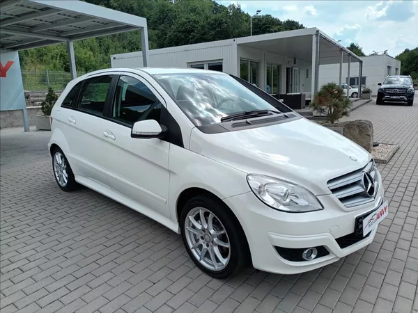 Mercedes-Benz Třídy B 2,0 i,B 200,100kw,TAŽNÉ,VÝHŘEV - foto 3