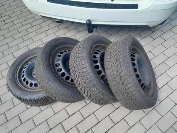 Mercedes-Benz Třídy B 2,0 i,B 200,100kw,TAŽNÉ,VÝHŘEV - foto 32