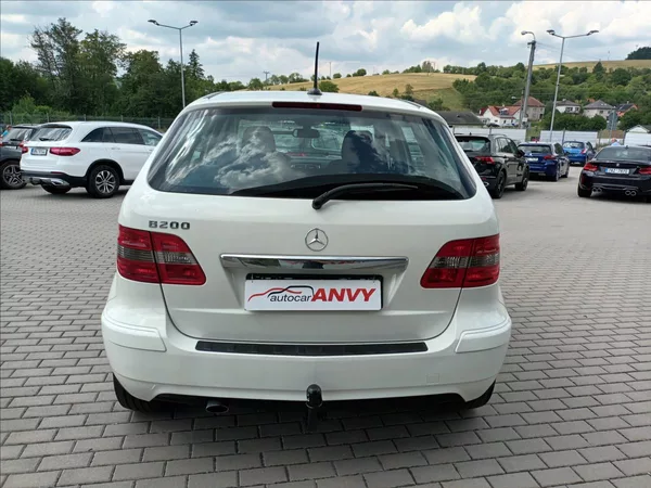 Mercedes-Benz Třídy B 2,0 i,B 200,100kw,TAŽNÉ,VÝHŘEV - foto 6