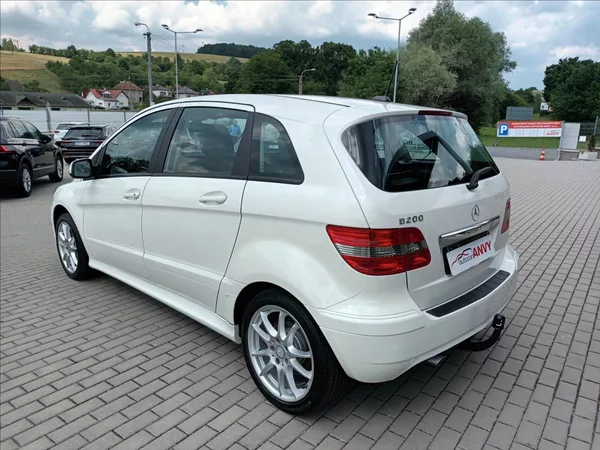 Mercedes-Benz Třídy B 2,0 i,B 200,100kw,TAŽNÉ,VÝHŘEV - foto 7
