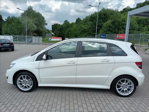Mercedes-Benz Třídy B 2,0 i,B 200,100kw,TAŽNÉ,VÝHŘEV - foto 8