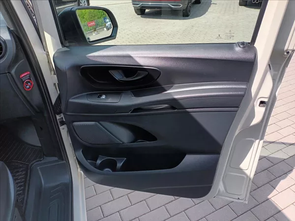 Mercedes-Benz Vito 1,8 114CDI,100KW,ČR,8MÍST, - foto 25