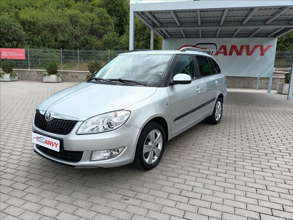 Škoda Fabia 1,6 TDI,77KW,TAŽNÉ,VÝHŘEV,KLIM