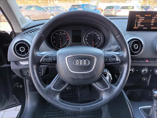 Audi A3 1,2 TFSI,77KW,KLIMA,PARKING - foto 12