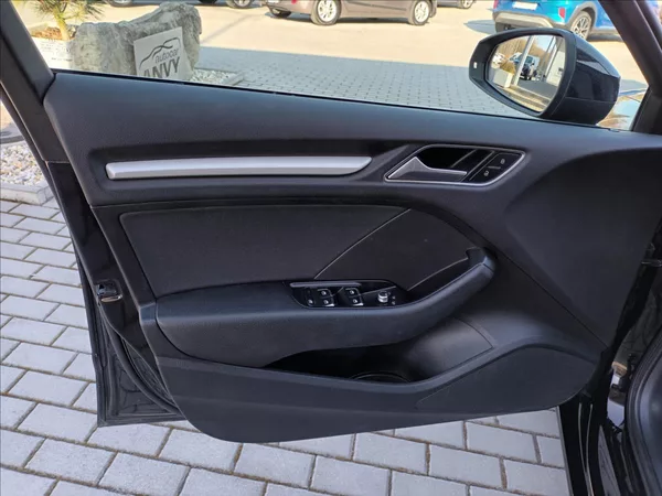 Audi A3 1,2 TFSI,77KW,KLIMA,PARKING - foto 16