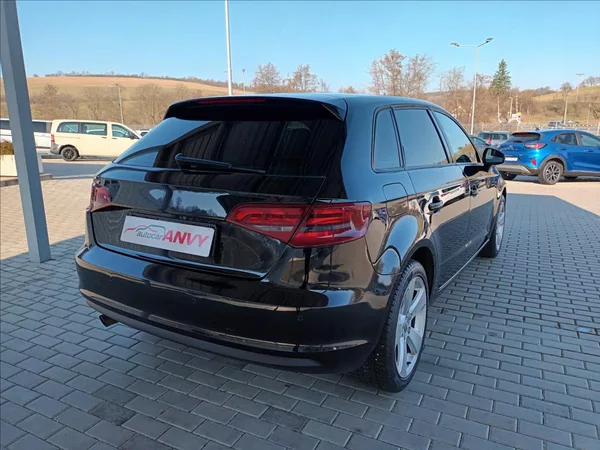 Audi A3 1,2 TFSI,77KW,KLIMA,PARKING - foto 5