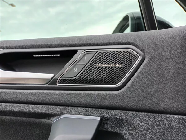 Volkswagen Tiguan 2,0 TDI,147KW,URBAN SPORT,4X4 - foto 31