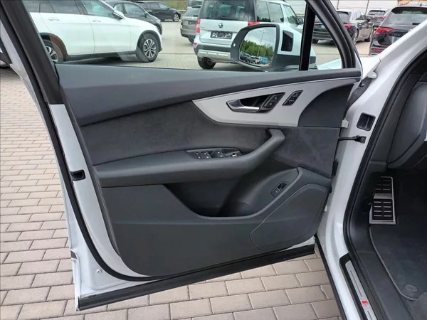 Audi Q7 3,0 55 TFSI S-LINE 250 kW,ČR, - foto 17