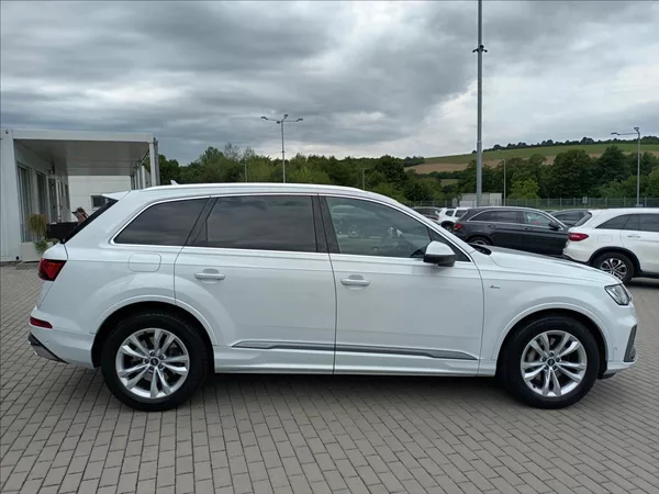 Audi Q7 3,0 55 TFSI S-LINE 250 kW,ČR, - foto 4