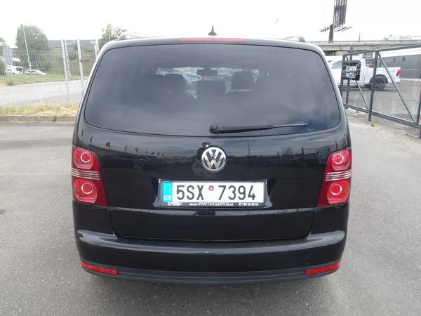 Volkswagen Touran 1,6i 75kW ! KRASAVEC !!! - foto 10