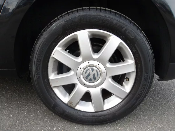 Volkswagen Touran 1,6i 75kW ! KRASAVEC !!! - foto 11