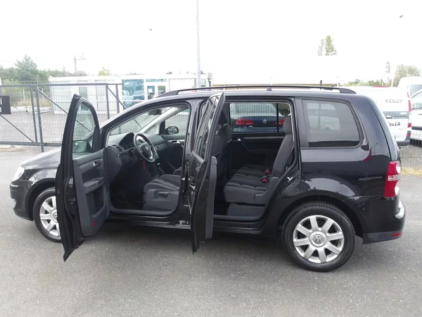 Volkswagen Touran 1,6i 75kW ! KRASAVEC !!! - foto 12
