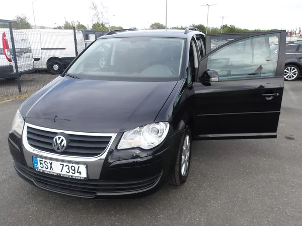 Volkswagen Touran 1,6i 75kW ! KRASAVEC !!! - foto 14