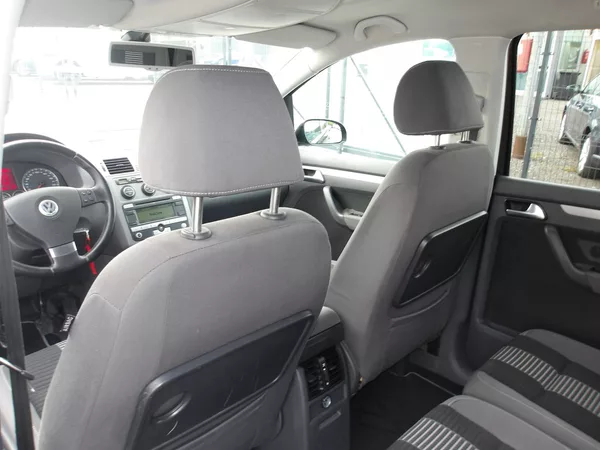 Volkswagen Touran 1,6i 75kW ! KRASAVEC !!! - foto 20