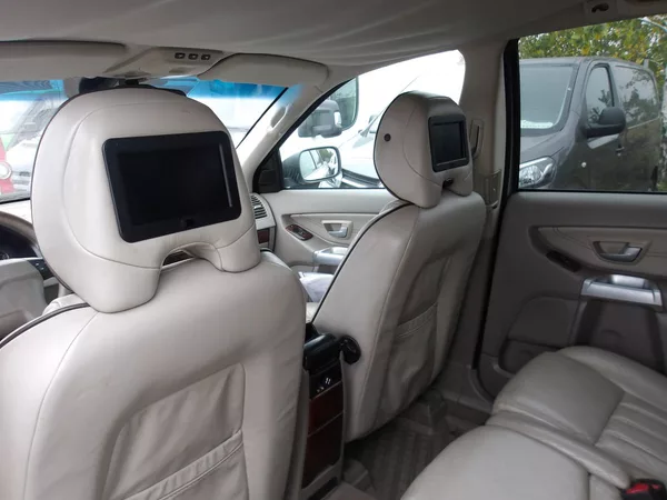 Volvo XC90 2,4D5 136 kW ČR Serv.kn! - foto 26