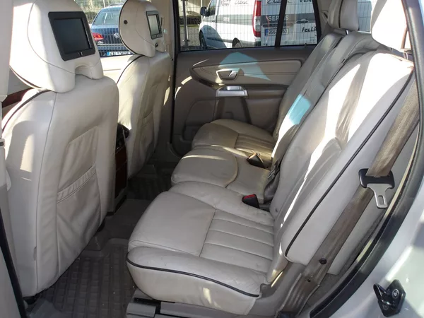Volvo XC90 2,4D5 136 kW ČR Serv.kn! - foto 30