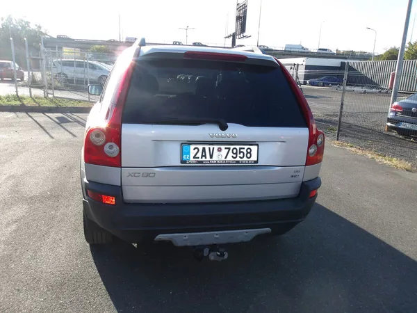 Volvo XC90 2,4D5 136 kW ČR Serv.kn! - foto 6