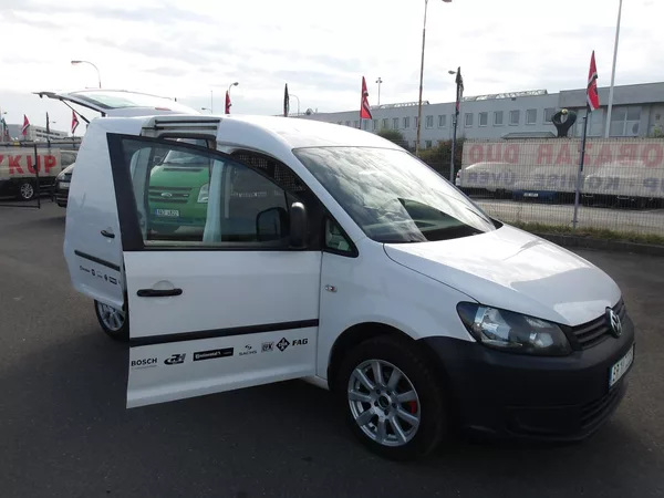 Volkswagen Caddy 1,6TDi ČR - foto 13