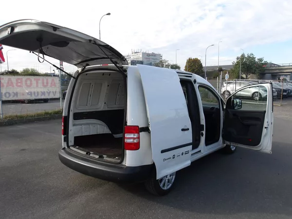 Volkswagen Caddy 1,6TDi ČR - foto 14