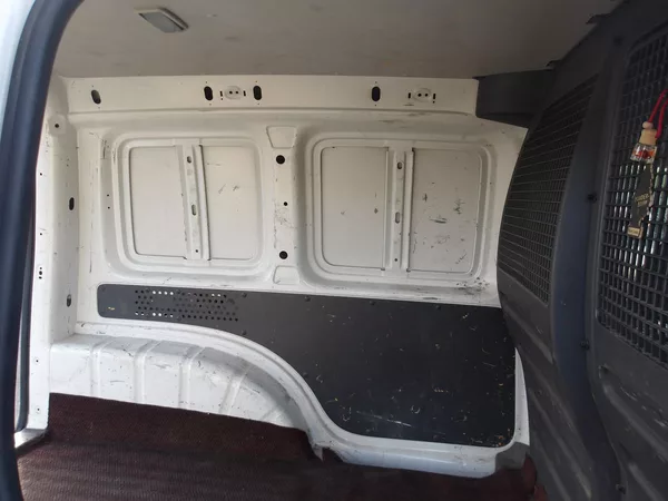 Volkswagen Caddy 1,6TDi ČR - foto 17