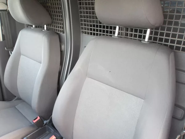 Volkswagen Caddy 1,6TDi ČR - foto 19