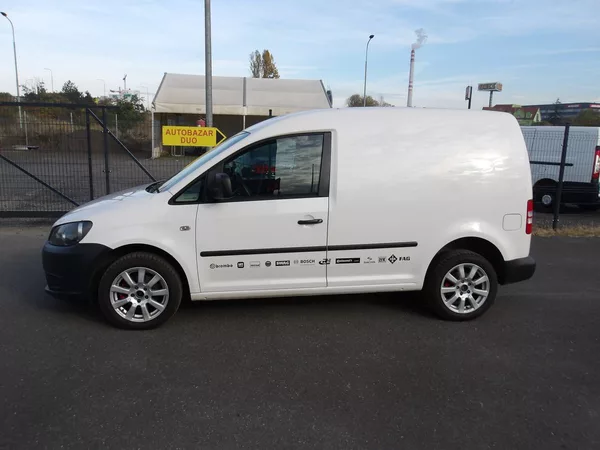 Volkswagen Caddy 1,6TDi ČR - foto 3