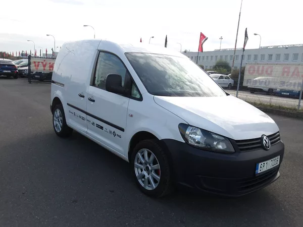Volkswagen Caddy 1,6TDi ČR - foto 6
