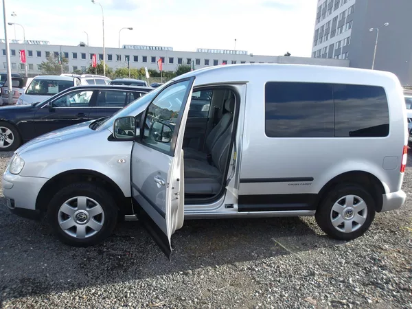 Volkswagen Caddy 1,4i ČR 5 MÍST NOVÉ BRZDY ! - foto 4