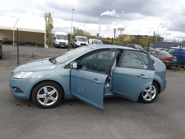 Ford Focus 2,0TDCi 100kW - foto 13