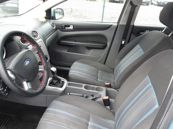Ford Focus 2,0TDCi 100kW - foto 17