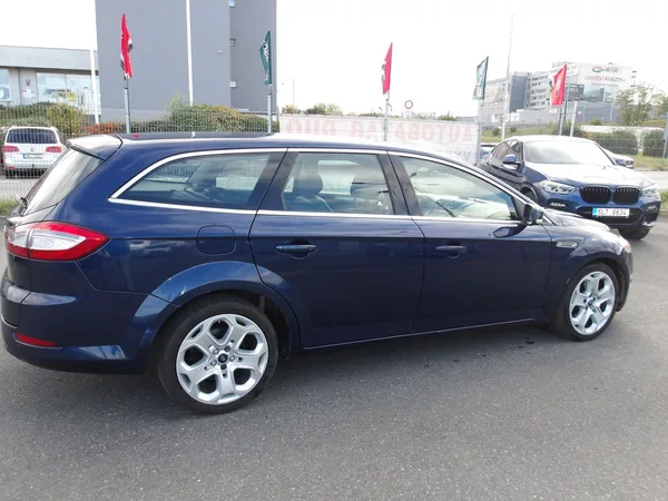 Ford Mondeo 2,0TDCi - foto 11