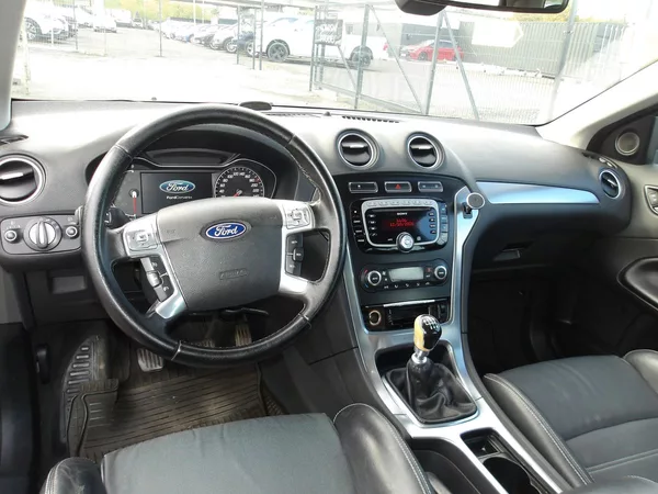 Ford Mondeo 2,0TDCi - foto 20