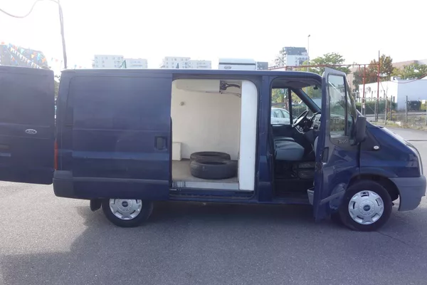 Ford Transit 2,2TDCi IZOTHERM (nechladí) ČR