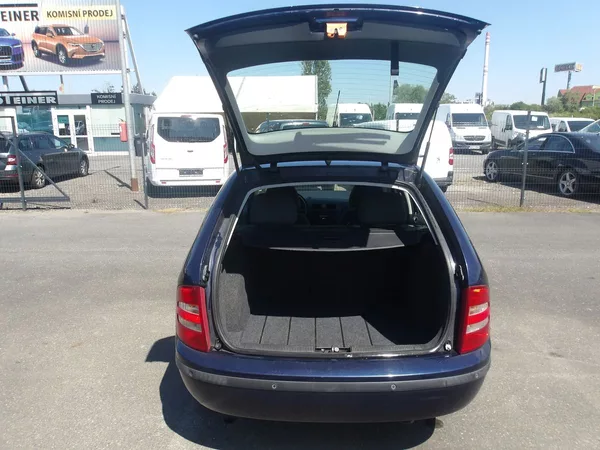 Škoda Fabia 1,4i AUTOMAT !!! KLIMA,PARKSEN - foto 15