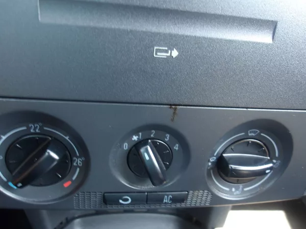 Škoda Fabia 1,4i AUTOMAT !!! KLIMA,PARKSEN - foto 26