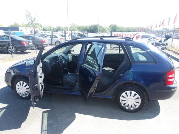Škoda Fabia 1,4i AUTOMAT !!! KLIMA,PARKSEN - foto 5