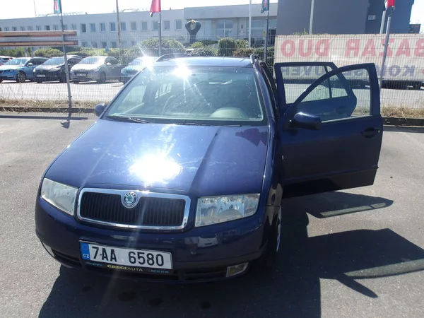 Škoda Fabia 1,4i AUTOMAT !!! KLIMA,PARKSEN - foto 7