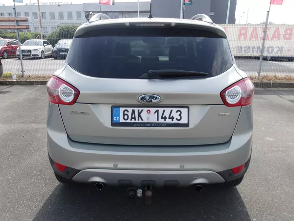 Ford Kuga 2,0TDCi 100 kW ! TITANIUM ! - foto 10