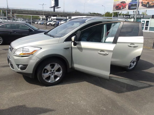 Ford Kuga 2,0TDCi 100 kW ! TITANIUM ! - foto 12