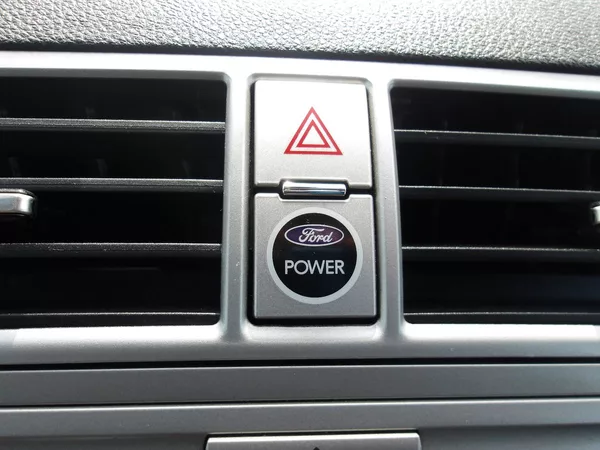 Ford Kuga 2,0TDCi 100 kW ! TITANIUM ! - foto 20
