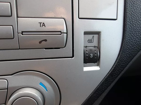 Ford Kuga 2,0TDCi 100 kW ! TITANIUM ! - foto 21