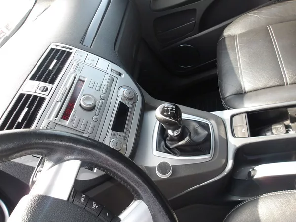 Ford Kuga 2,0TDCi 100 kW ! TITANIUM ! - foto 22