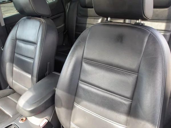 Ford Kuga 2,0TDCi 100 kW ! TITANIUM ! - foto 23