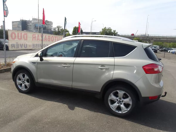 Ford Kuga 2,0TDCi 100 kW ! TITANIUM ! - foto 3