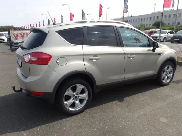 Ford Kuga 2,0TDCi 100 kW ! TITANIUM ! - foto 8