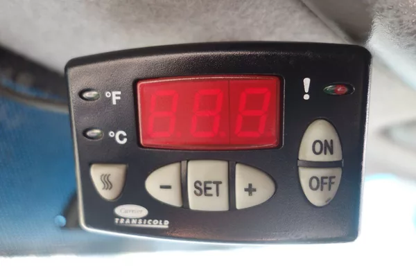 Mercedes-Benz Sprinter 2,2CDi CARRIER!! Chlaďák L4H3 - foto 42