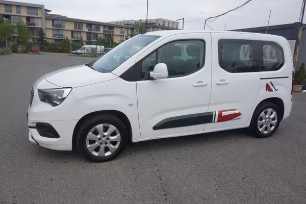 Opel Combo 1,6DTCi ČR 2xŠOUPAČKY !